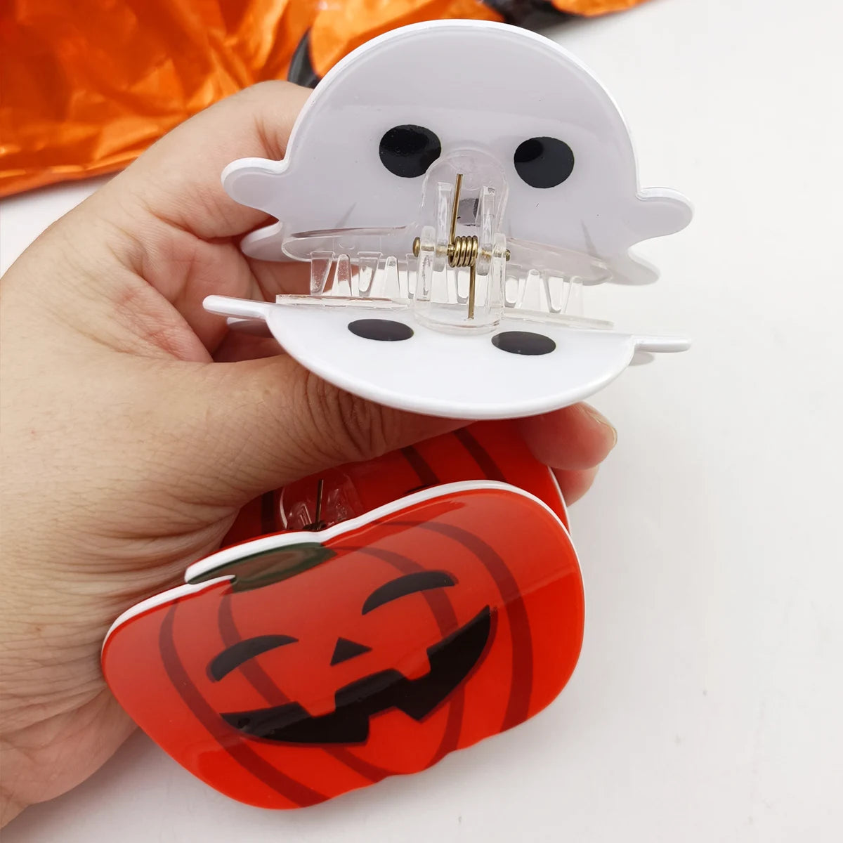 1PCS Halloween Hair Accessories Ghost Hair Clip for Women Girls Red Horns Hairpin Skull Claw Y2K Gothic Hair Jewelry